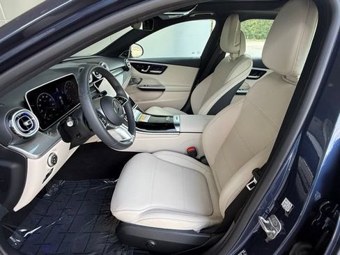 Used 2025 Mercedes-Benz C 300 Sedan image 12