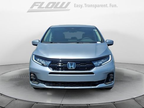 New 2026 Honda Odyssey Touring image 2