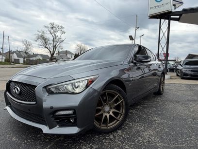 Used 2017 INFINITI Q50 Signature Edition w/ All Weather Package (L93)
