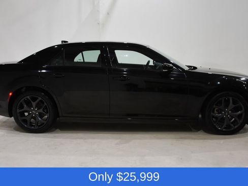 Used 2023 Chrysler 300 S image 3
