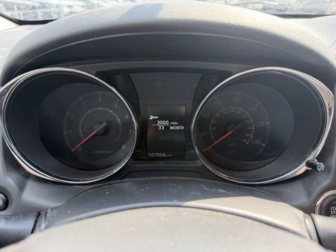 Used 2019 Mitsubishi Outlander Sport SE FWD image 16