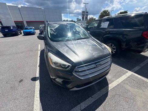 Used 2019 Ford Escape SEL FWD image 13