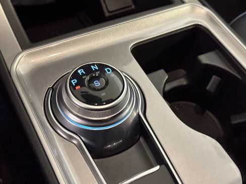 Used 2024 Ford Edge SEL w/ Convenience Package image 23