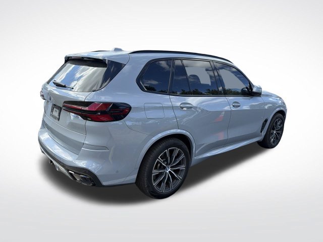 Used 2024 BMW X5 xDrive50e w/ M Sport Package AWD/4WD image 7
