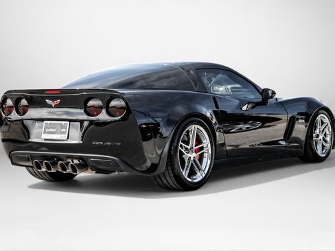 Used 2007 Chevrolet Corvette Z06 w/ Preferred Equipment Group RWD image 5