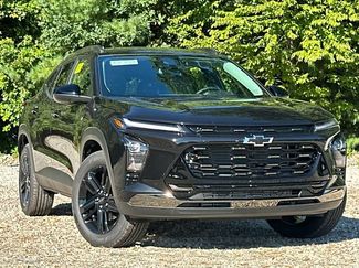 New 2026 Chevrolet Trax ACTIV w/ Driver Confidence Package FWD video 2
