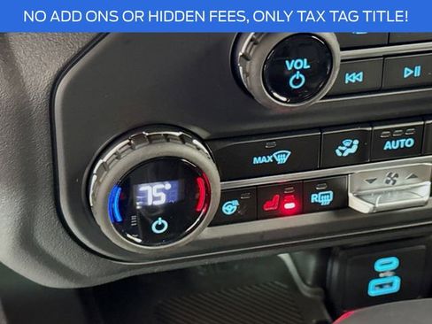 New 2025 Ford Bronco Badlands image 19