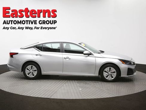Used 2023 Nissan Altima 2.5 S image 45