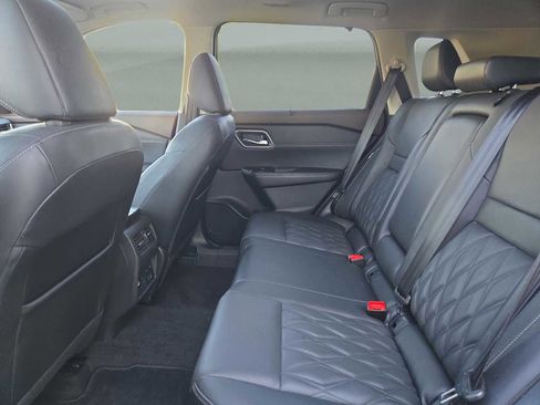 Used 2021 Nissan Rogue Platinum AWD/4WD image 13