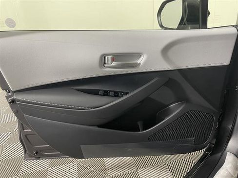 New 2026 Toyota Corolla SE FWD image 19