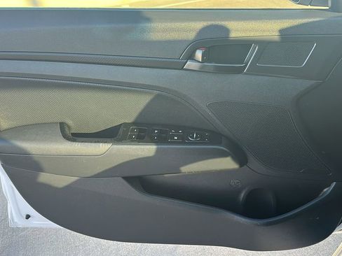 Used 2019 Hyundai Elantra Sport w/ Cargo Package image 21