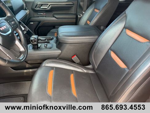 Used 2023 GMC Sierra 1500 AT4 w/ Technology Package AWD/4WD image 12