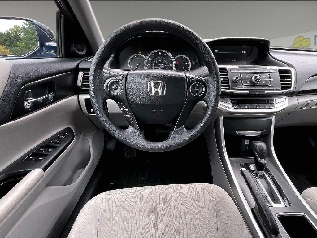 Used 2015 Honda Accord EX image 17