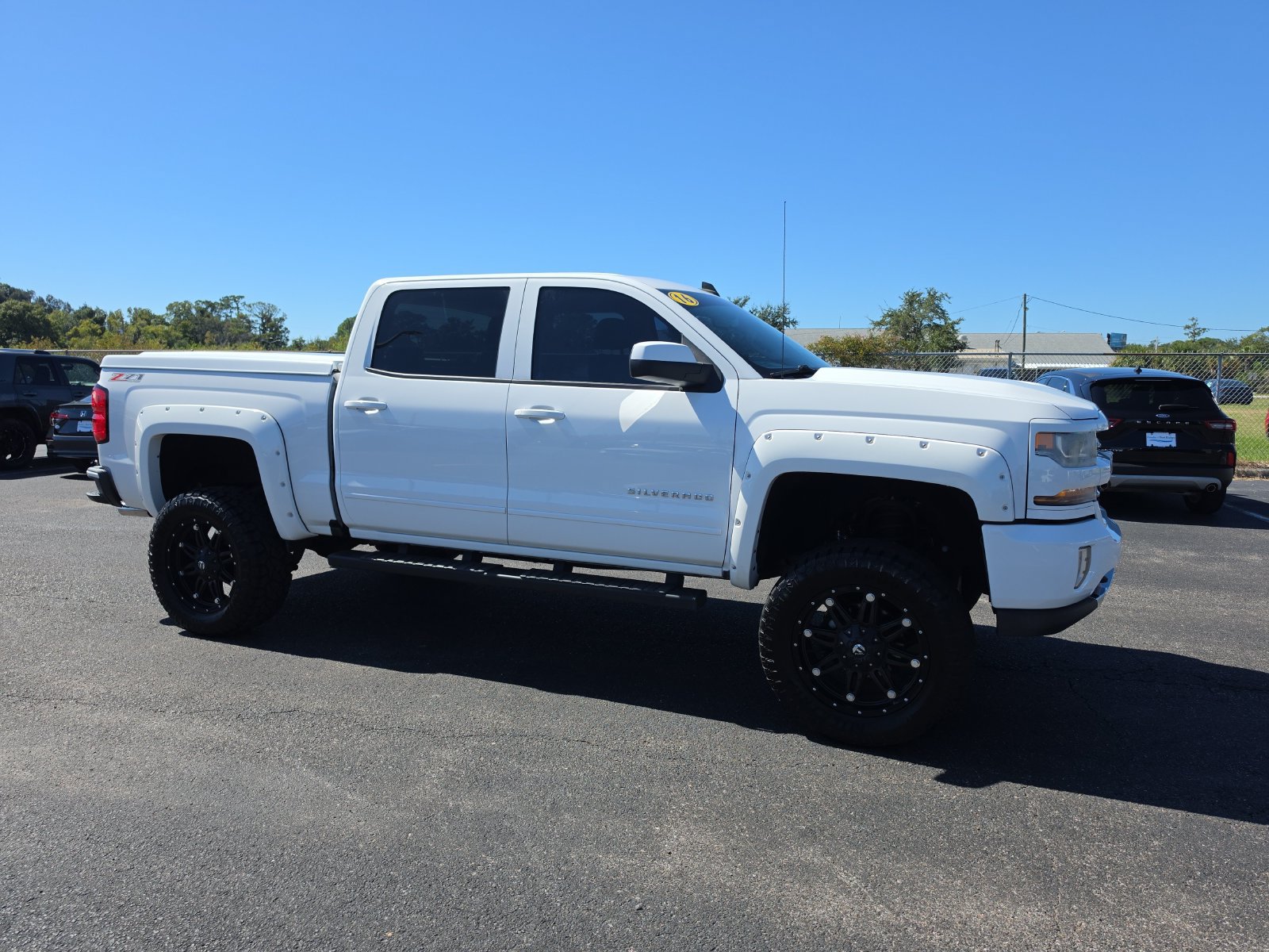 Used 2016 Chevrolet Silverado 1500 LT w/ All Star Edition AWD/4WD image 2