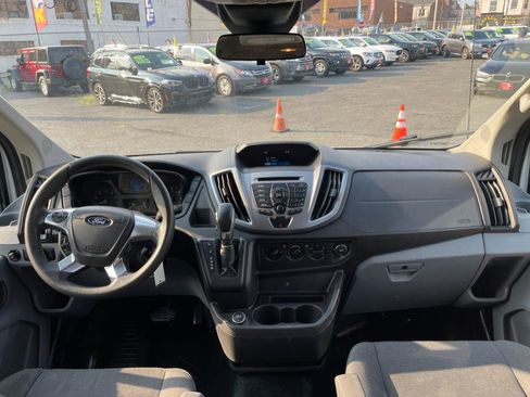 Used 2018 Ford Transit 350 XLT RWD image 15