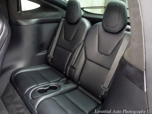 Used 2018 Tesla Model X 75D image 17