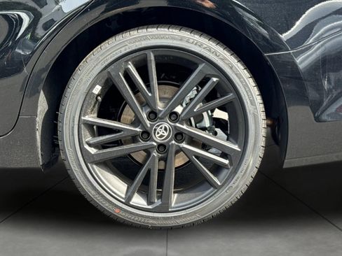 New 2026 Toyota Camry Hybrid image 32