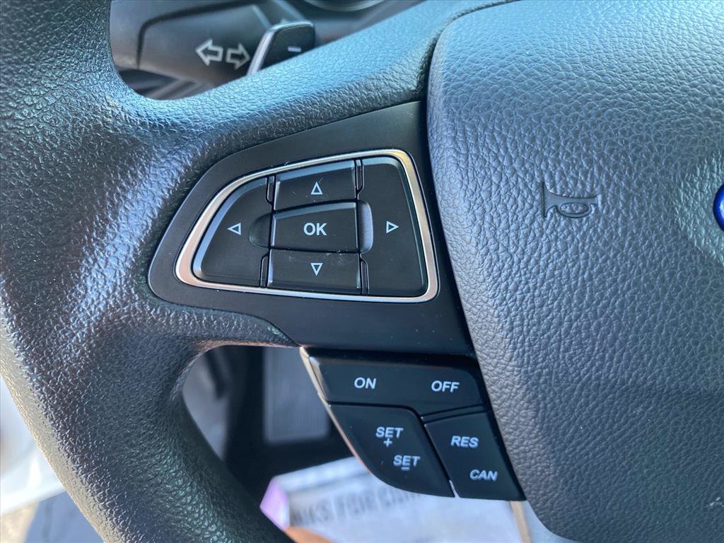 Used 2017 Ford Escape SE w/ Equipment Group 201A AWD/4WD image 18