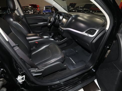 Used 2017 Dodge Journey GT AWD/4WD image 31
