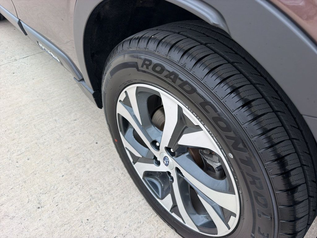 Used 2021 Subaru Outback Touring AWD/4WD image 8