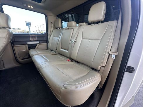 Used 2018 Ford F150 Lariat w/ Equipment Group 502A Luxury AWD/4WD image 16