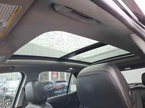 Used 2020 Chevrolet Equinox LT w/ Midnight Edition image 24