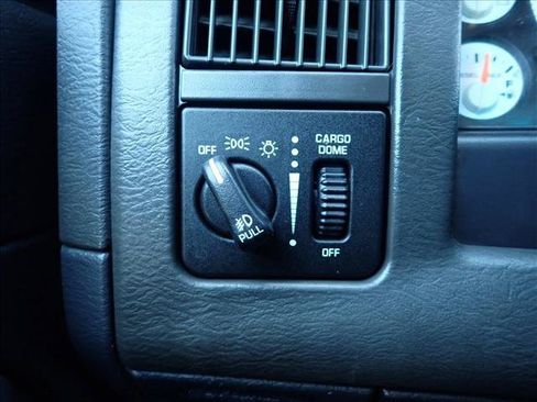 Used 2003 Dodge Ram 2500 Truck ST AWD/4WD image 19