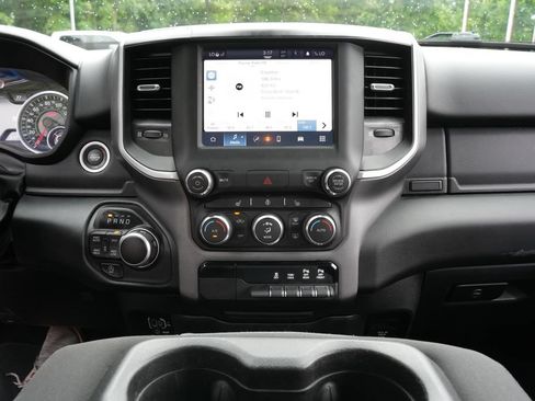Used 2022 RAM 1500 Lone Star AWD/4WD image 11