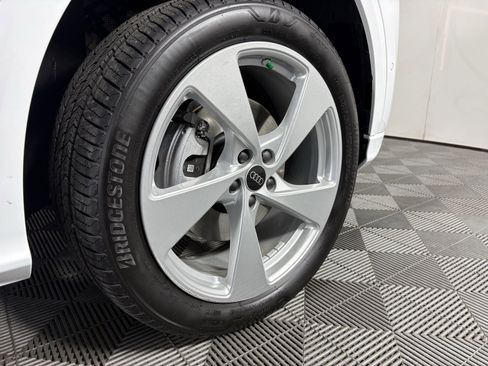 Used 2025 Audi Q5 Premium Plus w/ Premium Plus image 9