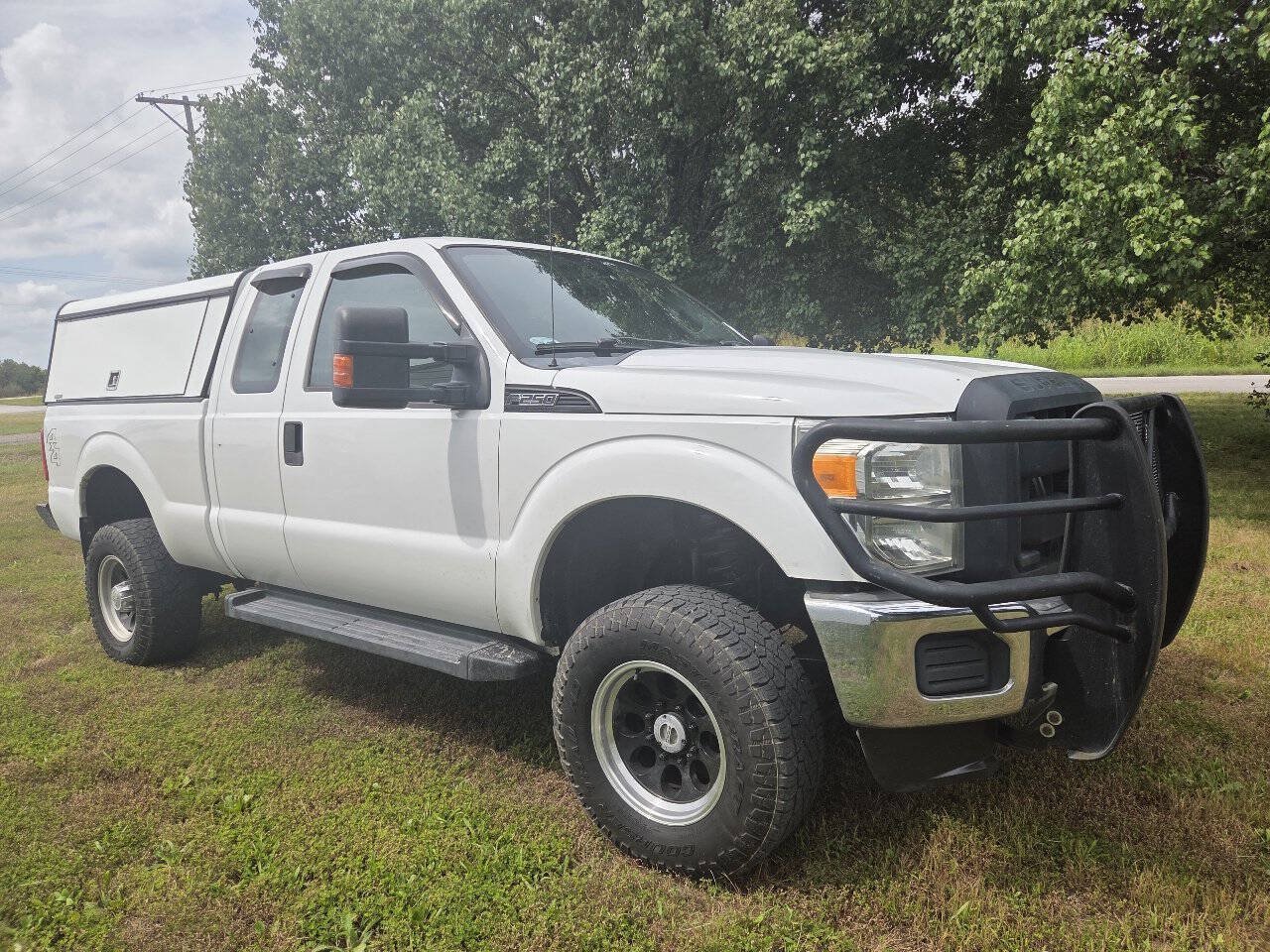 Used 2012 Ford F250 XL w/ PWR Equipment Group AWD/4WD image 3