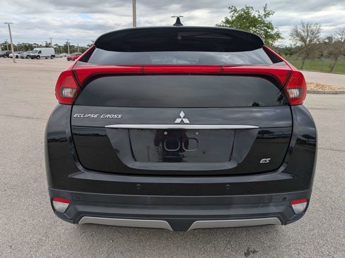Used 2020 Mitsubishi Eclipse Cross SE FWD image 6
