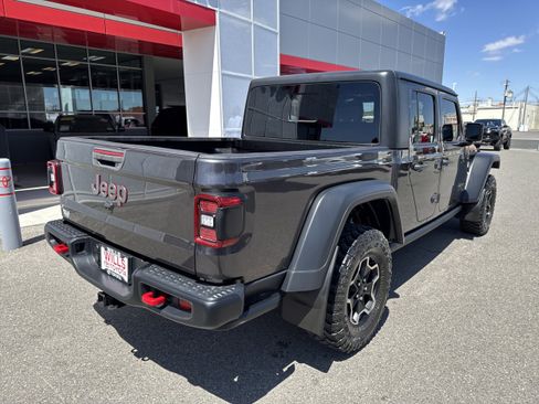 Used 2020 Jeep Gladiator Rubicon AWD/4WD image 4