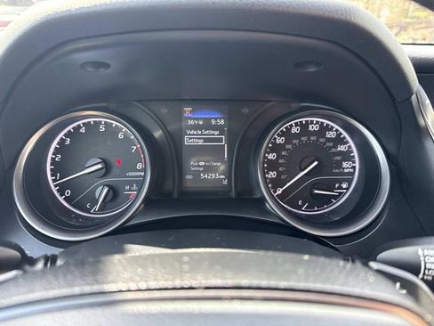 Used 2023 Toyota Camry SE FWD image 33