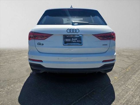 Used 2025 Audi Q3 2.0T Premium Plus w/ Premium Plus Package AWD/4WD image 4