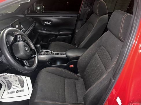 Used 2024 Honda HR-V Sport image 10