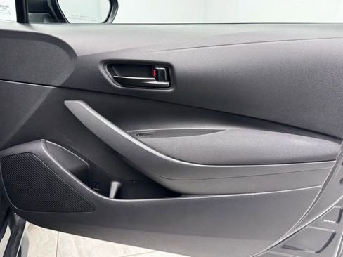 Used 2024 Toyota Corolla LE image 31