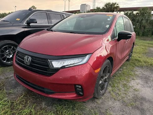 Used 2023 Honda Odyssey Sport image 10