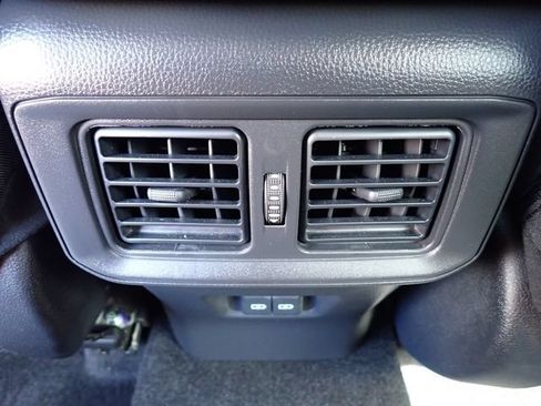 Certified 2025 Toyota RAV4 XLE AWD/4WD image 18