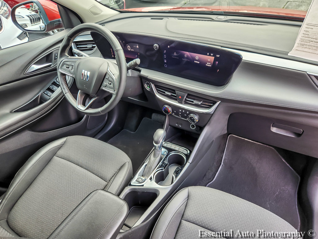 Certified 2024 Buick Encore GX Preferred w/ Comfort Package FWD image 21