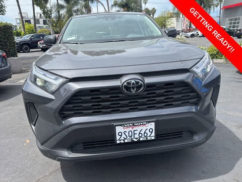 Used 2025 Toyota RAV4 LE image 8