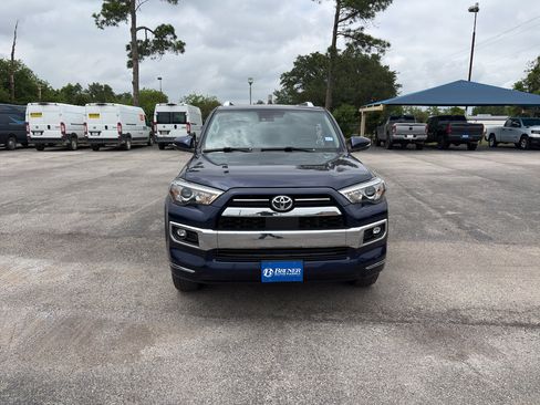 Used 2021 Toyota 4Runner Limited AWD/4WD image 2
