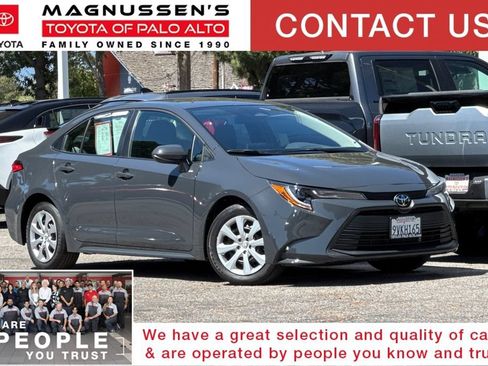 Used 2025 Toyota Corolla LE FWD image 1
