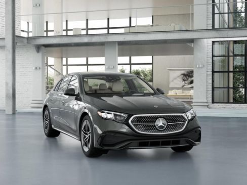 New 2026 Mercedes-Benz E 350 4MATIC Sedan image 9