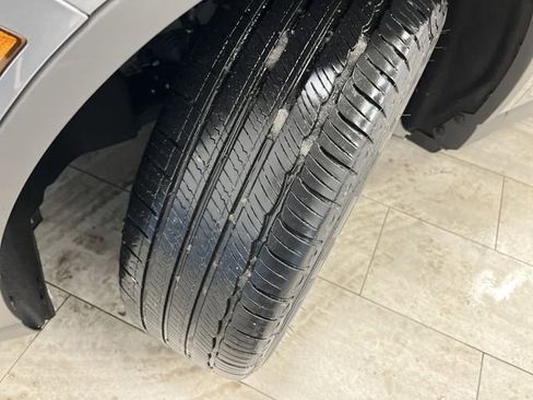 Used 2024 Lincoln Corsair AWD image 34