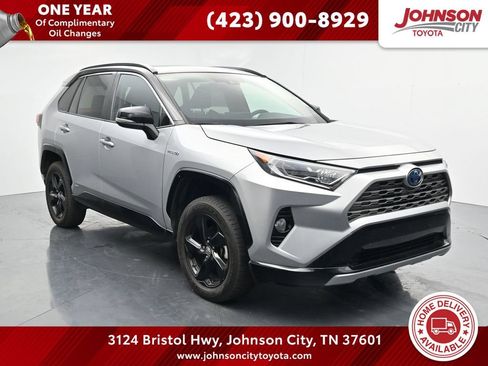 Used 2019 Toyota RAV4 XSE w/ XSE Weather Package AWD/4WD image 1