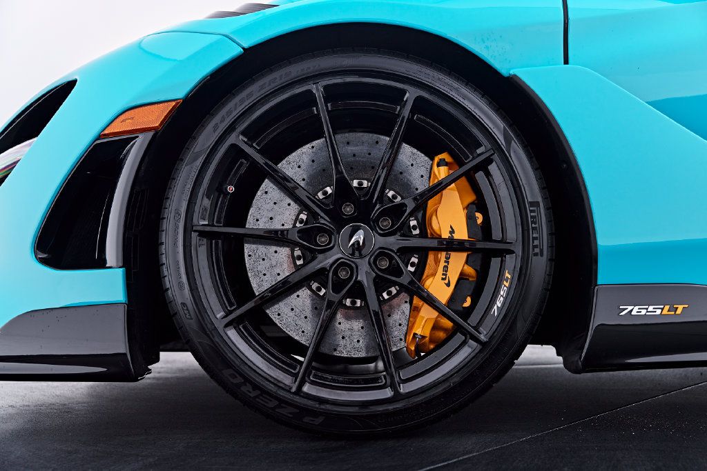 Used 2022 McLaren 765LT RWD image 3