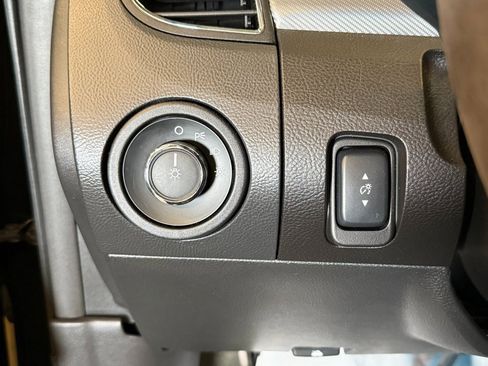 Used 2014 Ford Taurus SHO w/ Equipment Group 401A image 17