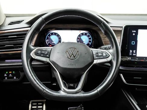 Used 2025 Volkswagen Atlas SEL Premium R-Line AWD/4WD image 23