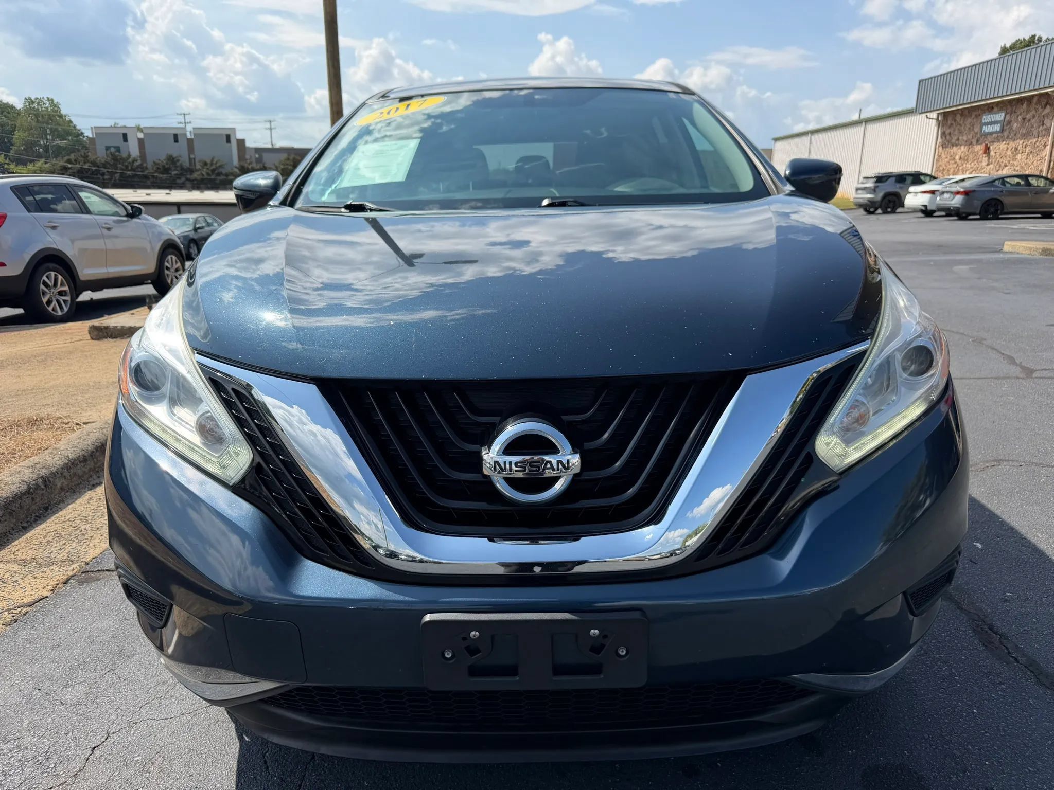 Used 2017 Nissan Murano S w/ Navigation Package AWD/4WD image 2