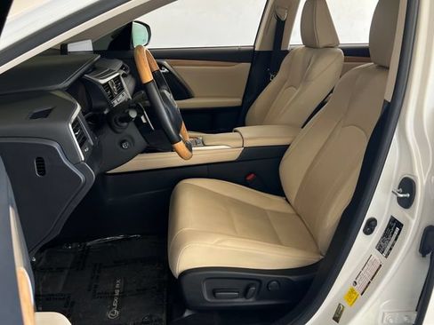 Used 2022 Lexus RX 350L FWD w/ Premium Package image 31